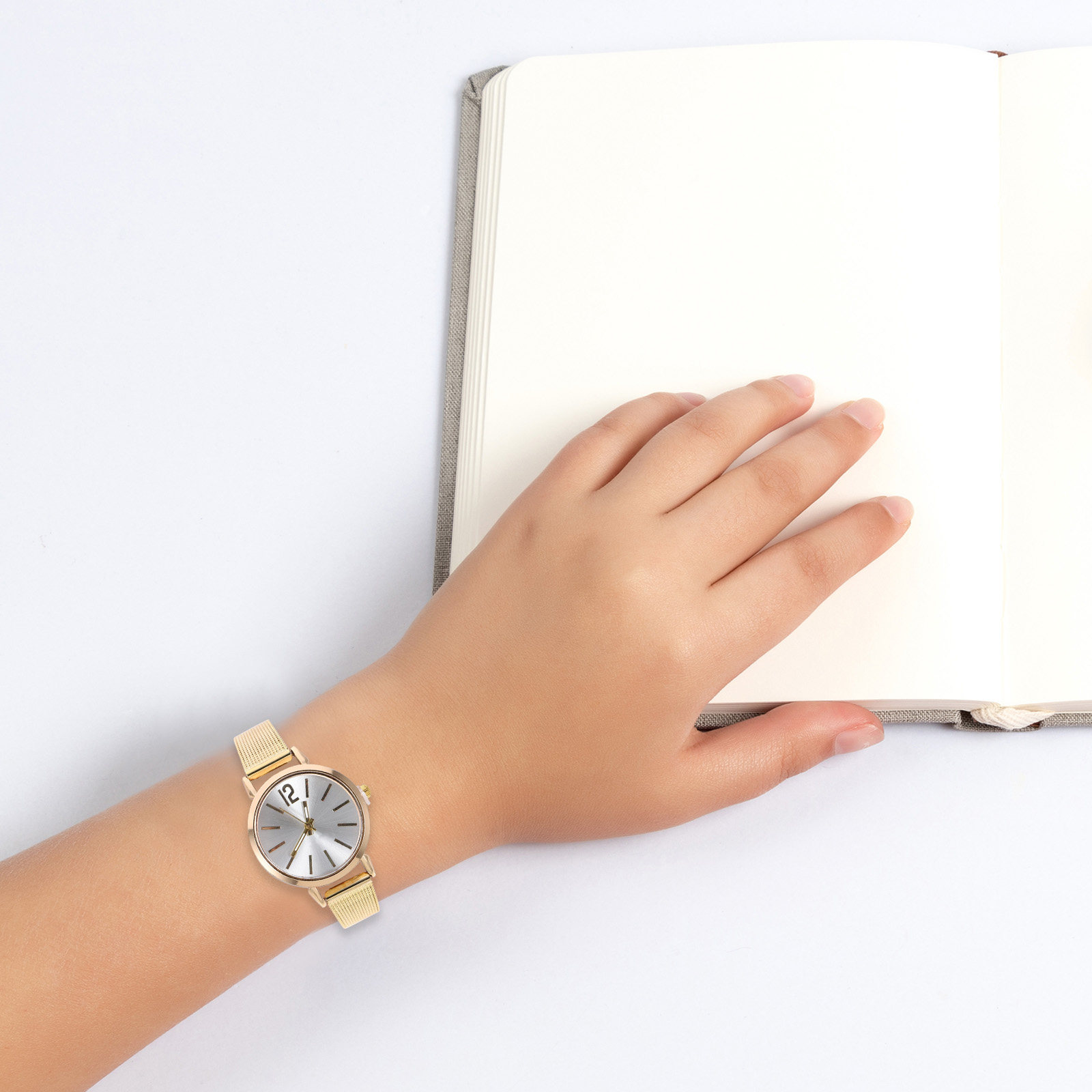 Stylish Women Quartz Watch All - Luxury Watch Gift For Her 评论和价格